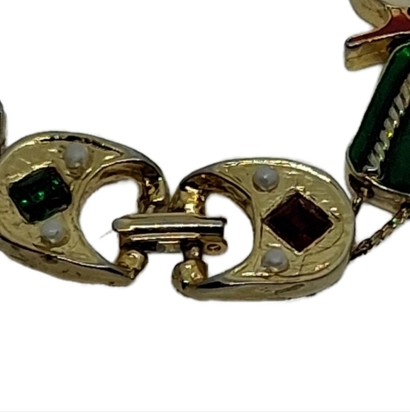 Vintage Gold Tone Christmas Holiday Slider Charm Bracelet - Picture 6 of 10